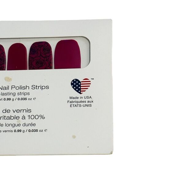 3/$20💘 Color Street Nail Polish Strips in Rose Goes - Picture 12 of 16